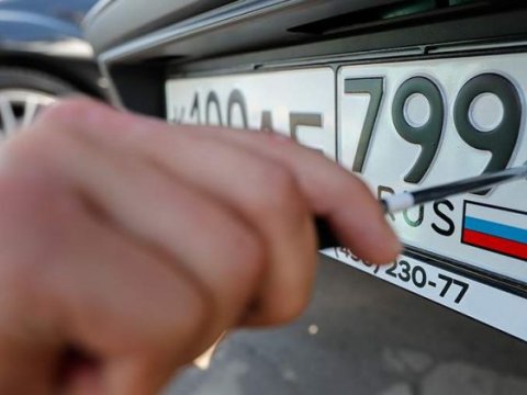 Litva Rusiya nömrəli maşınların çıxışını icbariləşdirir