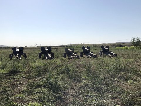 Ordumuz Xocavənddə artilleriya qurğuları müsadirə edib - VİDEO