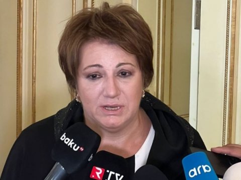 Riad Əhmədovun bacısı qardaşının qəhrəmanlığından DANIŞDI
