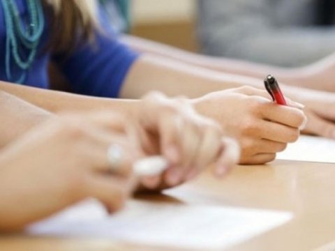 Xaricdə ali təhsil alanlar imtahan verdi - YENİLƏNİB