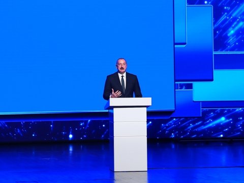 Biz bir vahid ailə kimi yaşayırıq - İlham Əliyev 