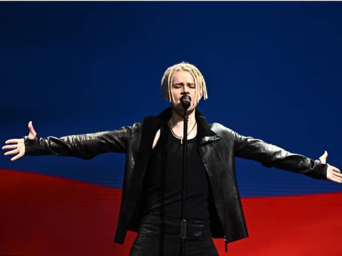 Rusiyada onlar ilin müğənnisi seçildilər - SİYAHI