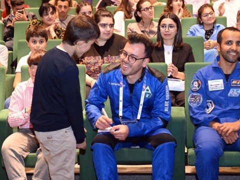Xüsusi qayğıya ehtiyacı olan uşaqlar astronavtlarla görüşdülər - FOTOLAR