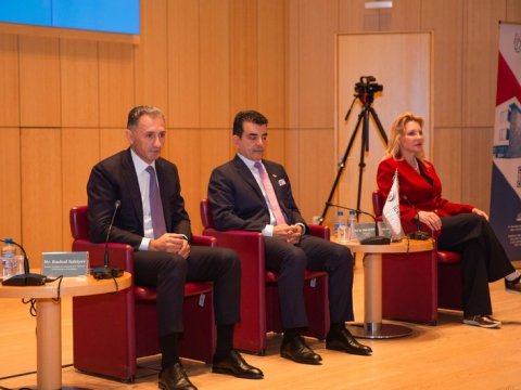 Nazir İSESCO ölkələrindən olan tələbələrin suallarını cavablandırdı
