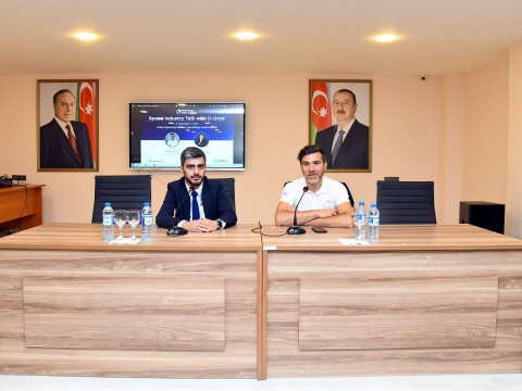 İtaliyanın aerokosmik şirkətinin vitse-prezidenti BMU tələbələri ilə görüşdü - FOTOLAR