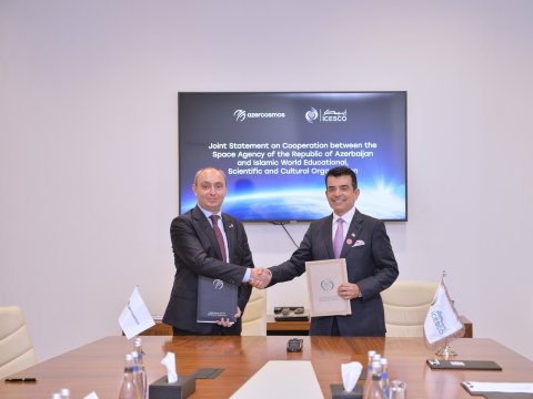 Azərkosmos və ICESCO arasında müqavilə imzalandı