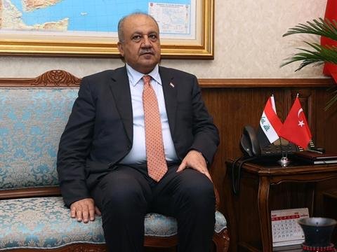 İraqın müdafiə naziri Türkiyəyə gəlir