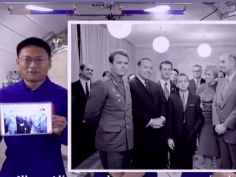 İlham Əliyev və atasının fotosu kosmosda - VİDEO
