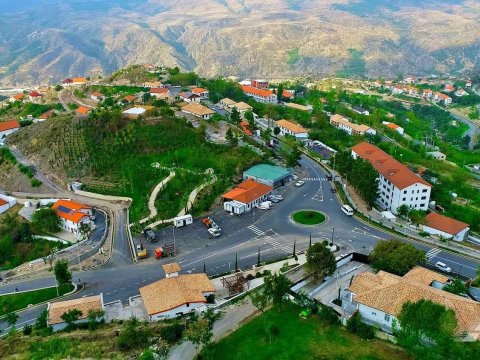 Laçında şəhərdaxili yollar asfaltlanır - VİDEO