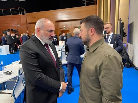 Paşinyan Zelenski ilə görüşdü - FOTO