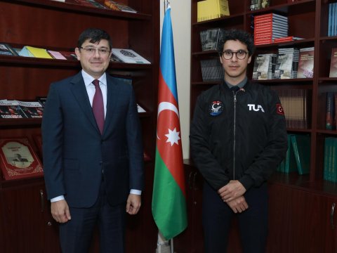Fuad Muradov kosmosa uçmağa hazırlaşan Cahangir Atasevərlə GÖRÜŞDÜ