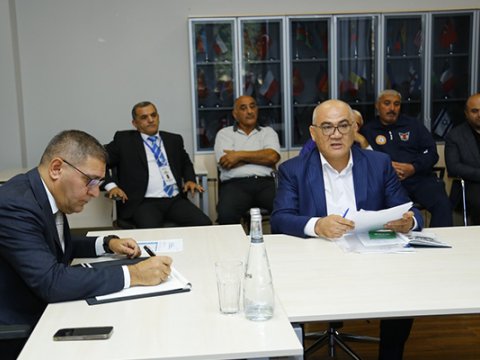 Kamran Nəbizadə ağırlıqqaldırma ictimaiyyətinin nümayəndələri ilə görüşdü - FOTOLAR