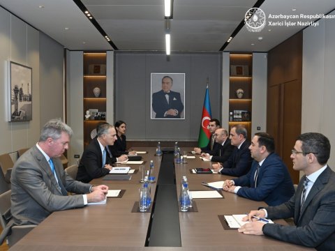 Ceyhun Bayramov Lui Bono ilə görüşüb