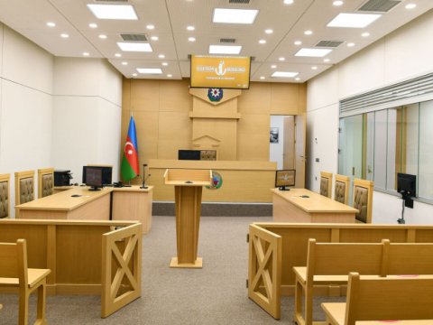 Casusluqda ittiham olunan iranlı həkim 12 il həbs olundu