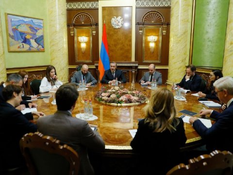 Qriqoryan Qərbin beyin mərkəzləri ilə Qafqazı müzakirə etdi