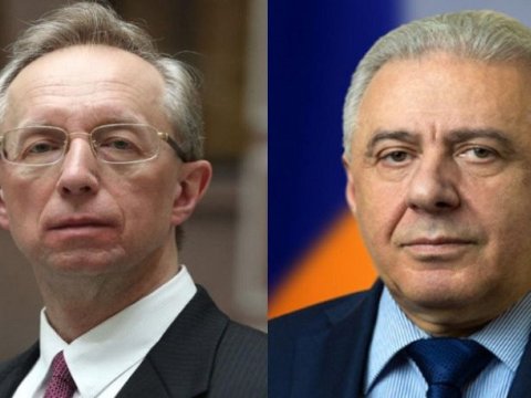 Vaqarşak Arutyunyan Qaluzinlə görüşdü