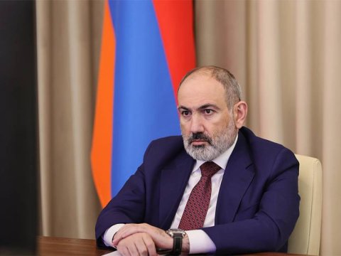 Paşinyan İctimai Televziyaya geniş müsahibə verdi