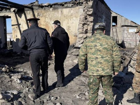 Ermənistanda 4 hərbi hissə komandirinə cinayət işi açıldı