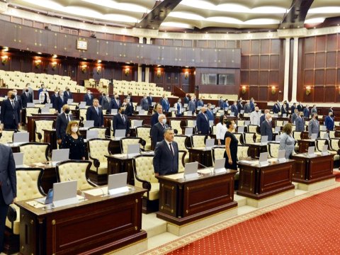 Deputat Polşada seçkiləri müşahidə edəcək 