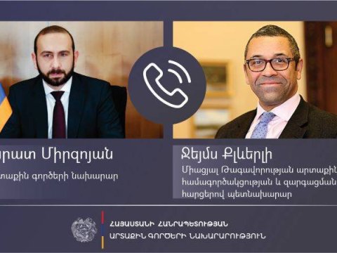 Mirzoyan britaniyalı həmkarı ilə danışıqlar apardı 