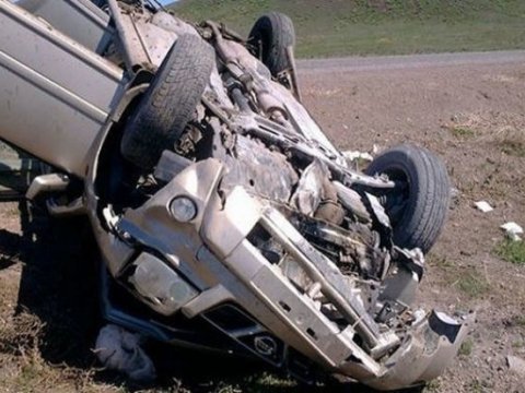 Ağstafada maşını aşdı - Sürücü yaralandı