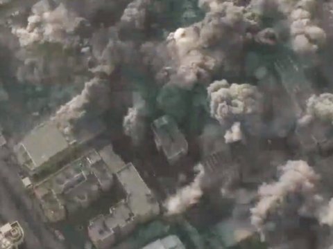 İsrail qırıcıları İslam Universitetini belə vurdu - VİDEO