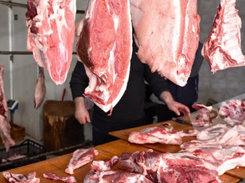 Ət yenidən bahalaşıb - Un, soğan, şəkər tozu isə...