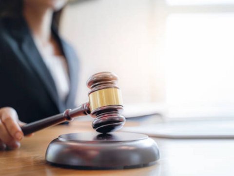 Azərbaycanda qadın hakimlərin sayı artır