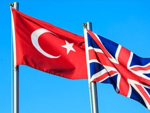 Yaşar Gülər britaniyalı həmkarı ilə görüşdü 