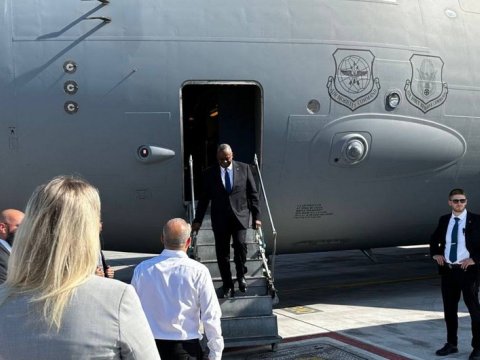 Pentaqonun rəhbəri İsraildə