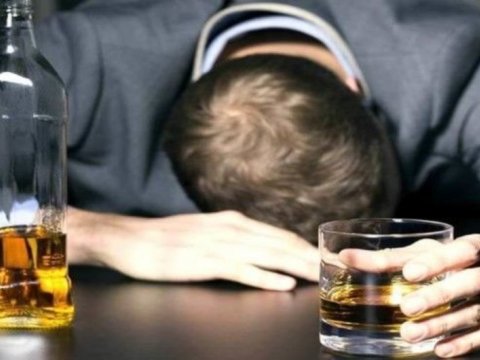 Sərxoşluqla bağlı Narkoloji Mərkəzdən keçənlərin sayı açıqlandı