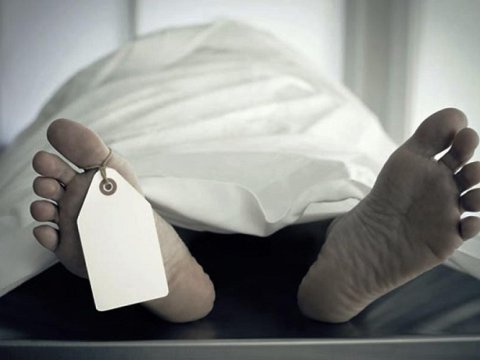 60 yaşlı kişi evində ölü tapıldı