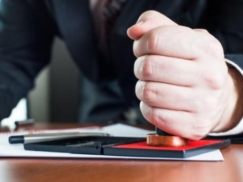 Bəzi müəssisələrin lisenziyaları ləğv olundu 