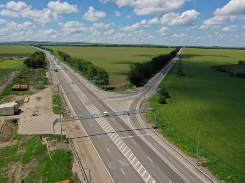 Putin Azərbaycan sərhədinədək olan yolun açılışında iştirak etdi