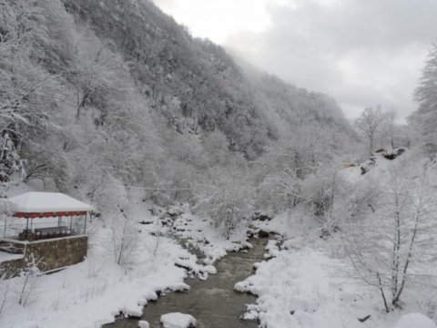 Şahdağda qar yağıb - FAKTİKİ HAVA