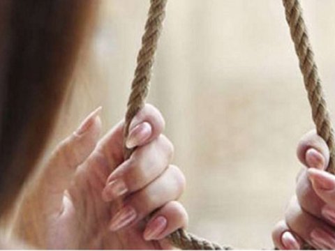 Bakıda 41 yaşlı qadın intihar etdi