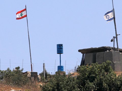 İsrailin Livanla həmsərhəd qəsəbəsi ATƏŞƏ TUTULDU