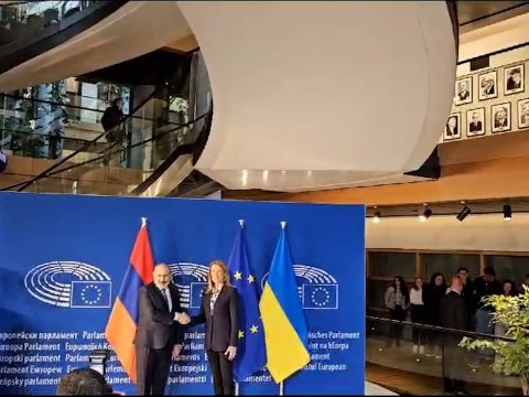 Paşinyan Avroparlamentin sədri ilə görüşdü - DETALLAR