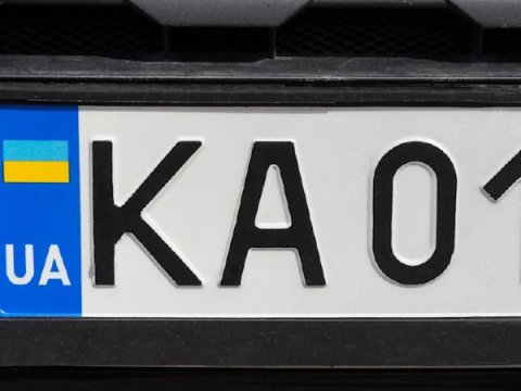 Radikal ultra-sağçı deputat ukraynalı sürücülərin cərimələnməsini tələb edib