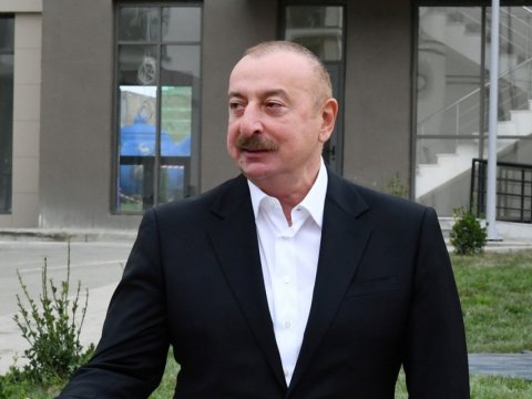 Zəngəzura da qayıdacağıq, amma sülh yolu ilə  - Prezident