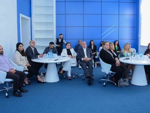 UNEC-də iş dünyasının nümayəndələri ilə görüş - FOTOLAR