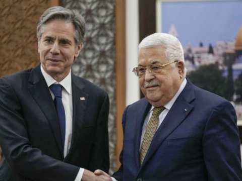 Blinken Mahmud Abbasa zəng etdi