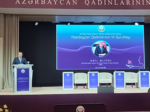 Azərbaycan qadını bütün sahələrdə uğur qazanır - Vitse-spiker