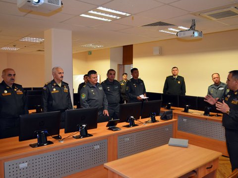 Azərbaycanla Özbəkistan arasında hərbi sahədə təcrübə mübadiləsi aparılır - FOTO