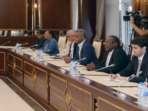 Yeni Koledoniyadan olan nümayəndə heyəti Milli Məclisə gəldi