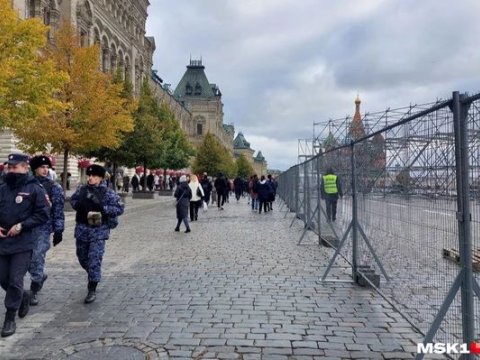 Moskvanın Qırmızı Meydanı bağlandı