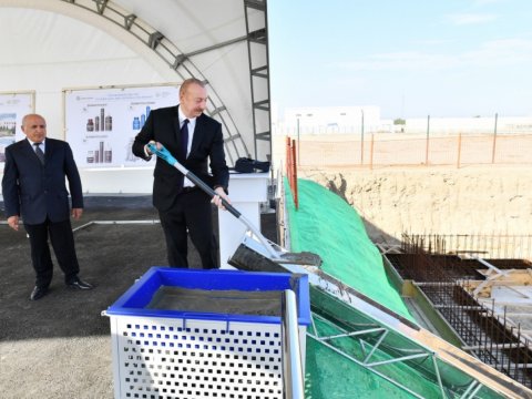 İlham Əliyev yeni istehsalı müəssisəsinin təməlini qoydu - FOTO