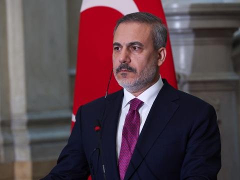 Hakan Fidan Qətərə gedir