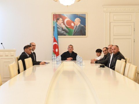 Komitə sədri dünya çempionu olmuş yeniyetmələrlə görüşdü - FOTOLAR