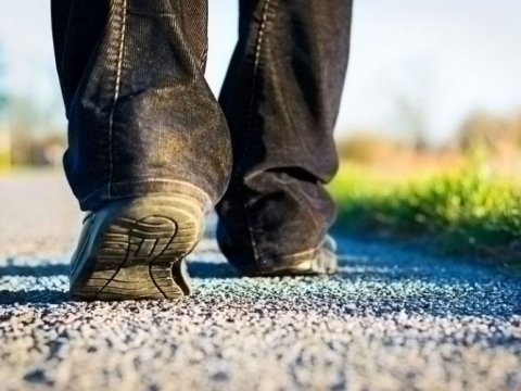 60 yaşlı kişi itkin düşdü